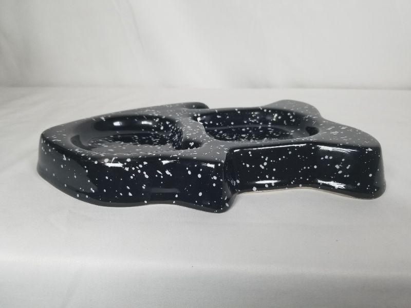 Photo 2 of 11 INH LONG FISH SHAPED CAT BOWL 2 SECTIONS BLACK AND WHITE NEW 