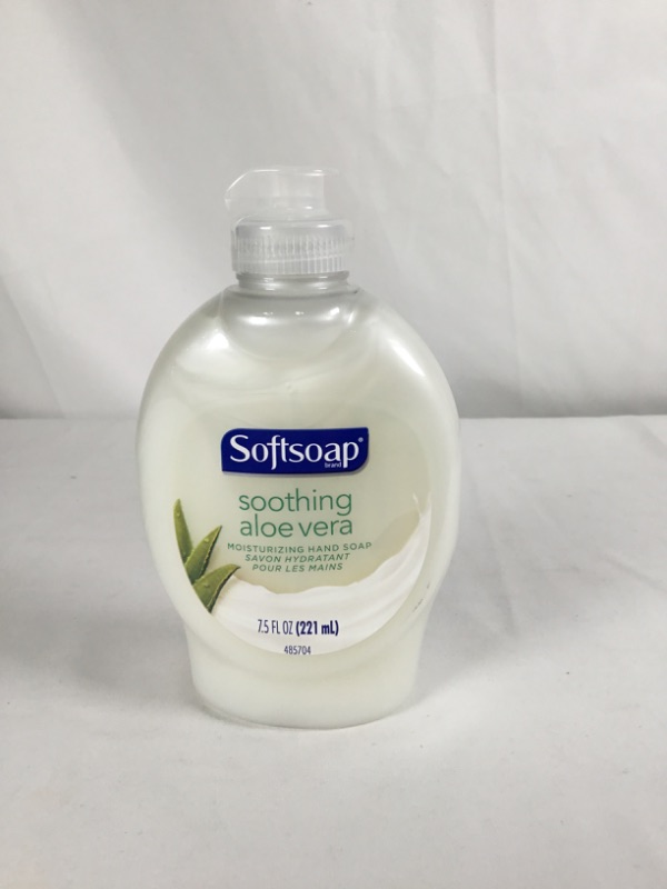 Photo 1 of SOFTSOAP SOOTHING ALOE VERA SOAP 7.5 FL OZ NEW 