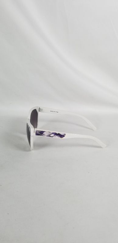 Photo 2 of BLACK WHITE & PURPLE WOMEN SUNGLASSES NEW