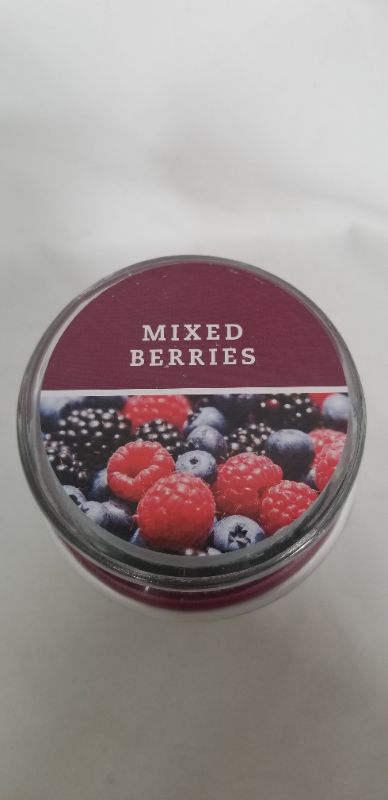 Photo 2 of MIX BERRY CANDLE JAR 18oz NEW 