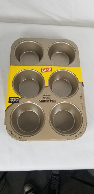 Photo 1 of PREMIUM NON STICK SERIES JUMBO 6 CUP MUFFIN PAN 12.6INCH X 8.7INCH X 1.6INCH NEW 