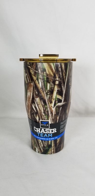 Photo 1 of CHASER ICY GOODNESS IN EVERY SIP STAINLESS STEEL CAMELFLASH  WITH CLEAR LID WITH YELLOW CLEAR LID TUMBLER 27oz  NEW