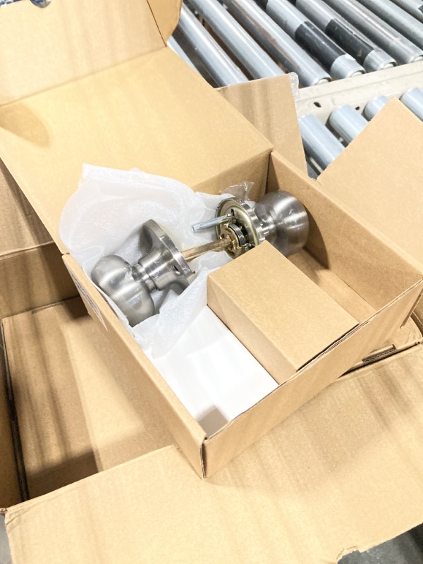 Photo 1 of 4 pack silver doorknobs