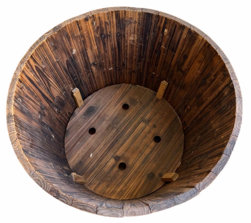 Photo 1 of NEW VIGORO 2.7GAL JACKSON BARREL PLANTER 26” X 16.5”