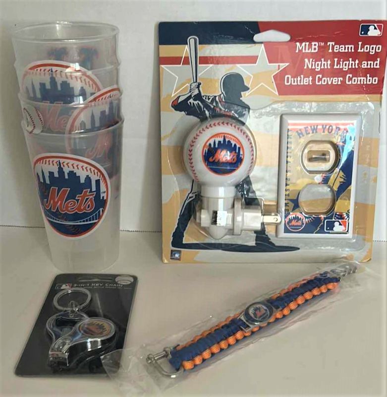 Photo 1 of MLB BASEBALL FAN GEAR - NEW YORK METS