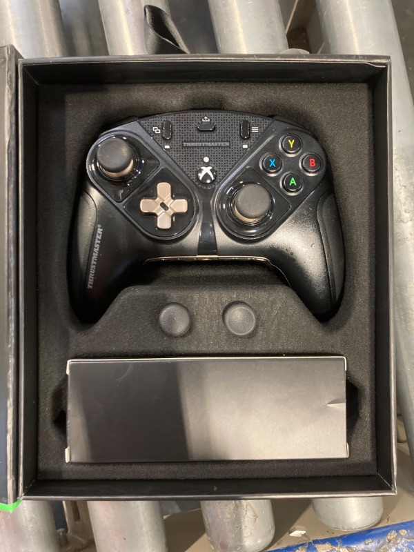 Photo 1 of Thrustmaster ESWAP X Pro Wired Controller