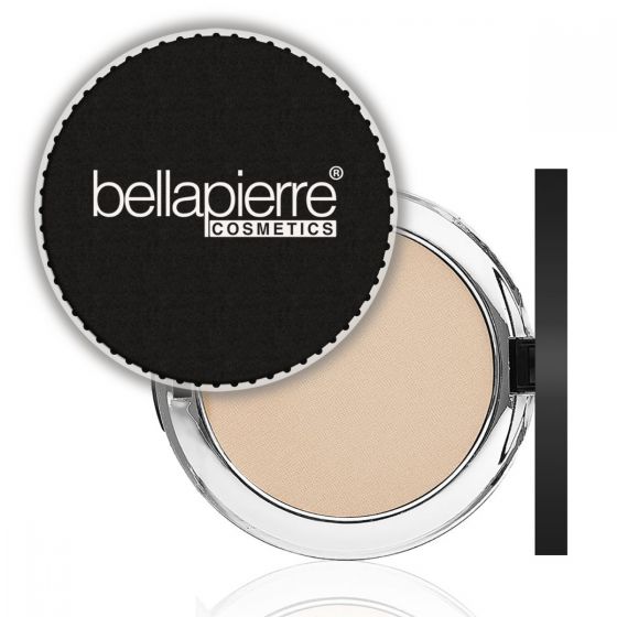 Photo 1 of 5 IN 1 MINERAL COMPACT FOUNDATION USED AS CONCEALER FINISHING POWDER OR SETTING POWDER FULL COVERAGE THAT IS NOT PATCHY OR CAKEY SPF 15 NOURISHES SKIN JOJOBA OIL MICA ZINC OXIDES AND HONEYSUCKLE FLOWER EXTRACT NEW