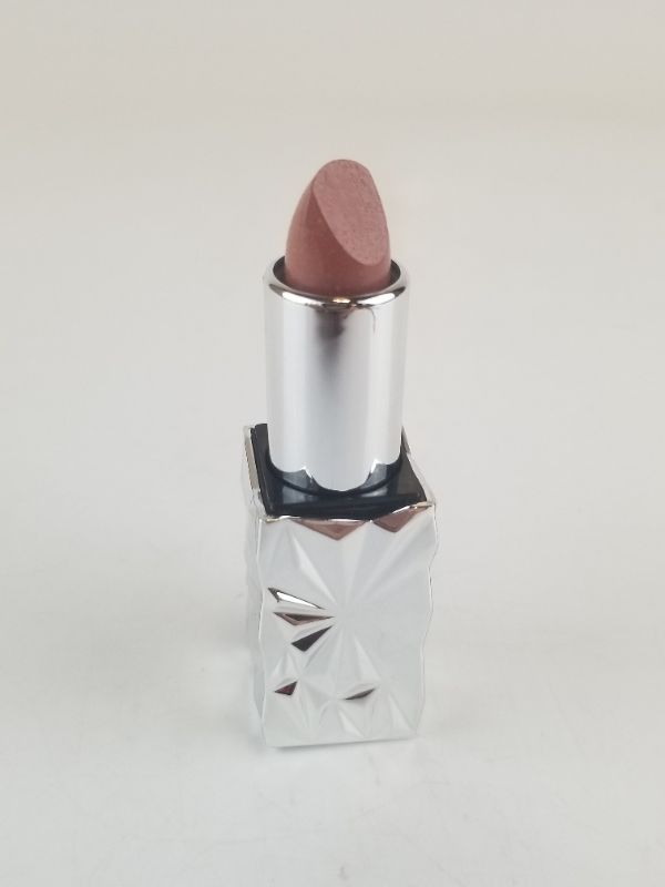 Photo 1 of DUSTY NUDE LIPSTICK  4 IN 1 MOISTURIZES WITH HEMP OIL RICINUS OIL COTTONSEED OIL AND MORE ALSO VEGAN FRIENDLY AND WILL NOT COME OFF AFTER FOOD OR DRINKS NEW