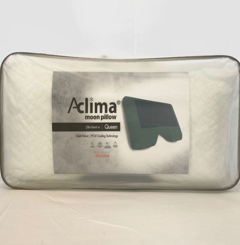 Photo 4 of ACLIMA MOON PILLOW HAS A VENTILATED MOLDED MEMORY FOAM WITH PCM TECHNOLOGY LEAVING THE PILLOW CONSTANTLY FEELING COOL FEATURES A CRESCENT MOON SHAPE CUT OUT FOR A FIRM AND OPTIMAL SUPPORT FOR HEAD AND NECK NEW 