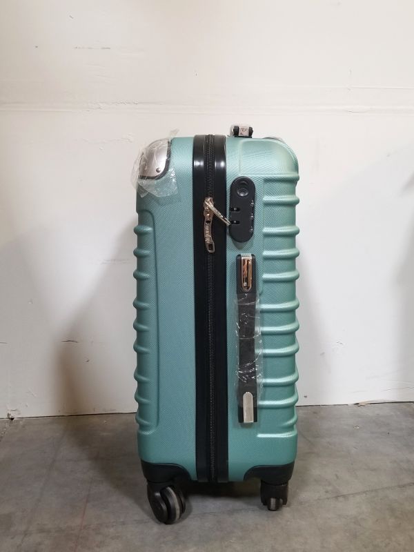 Photo 2 of 20 INCH UPRIGHT DEJUNO SUITCASE DURABLE HARDSHELL CASE 360 MOBILITY AND SECURE LOCK NEW 