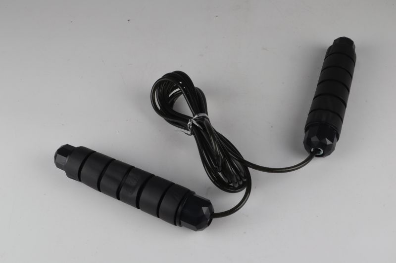 Photo 2 of TANGLE FREE SPEED JUMP ROPE PVC COATED BRAIDED STEEL CABLE ADJUSTABLE SOFT MEMORY FOAM OUTER HANDLE NEW