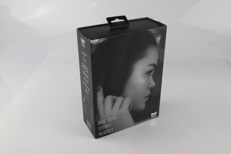 Photo 3 of ROYAL BLUETOOTH STEREO CORDLESS HEADPHONE NOISE ISOLATION CLEAN SMOOTH SOUND LIGHTWEIGHT HANDS-FREE CALLS 2 BLUETOOTH DEVICES CAN BE USED SIMULTANEOUSLY 6-8 HOURS OF LISTENING COLOR () NEW IN BOX 