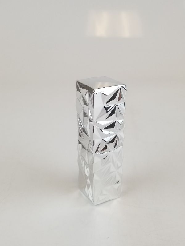 Photo 1 of SWEET PINK BEINBEAUY LIP BALM AND LIPSTICK 4 IN 1 MOISTURIZES WITH HEMP OIL RICINUS OIL COTTONSEED OIL AND MORE ALSO VEGAN FRIENDLY AND WILL NOT COME OFF AFTER FOOD OR DRINKS NEW