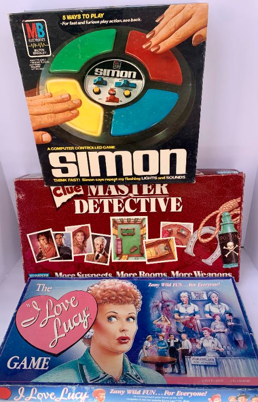 Photo 4 of 3 VINTAGE GAMES, CLUE MASTER DETECTIVEM SIMON AND I LOVE LUCY GAME