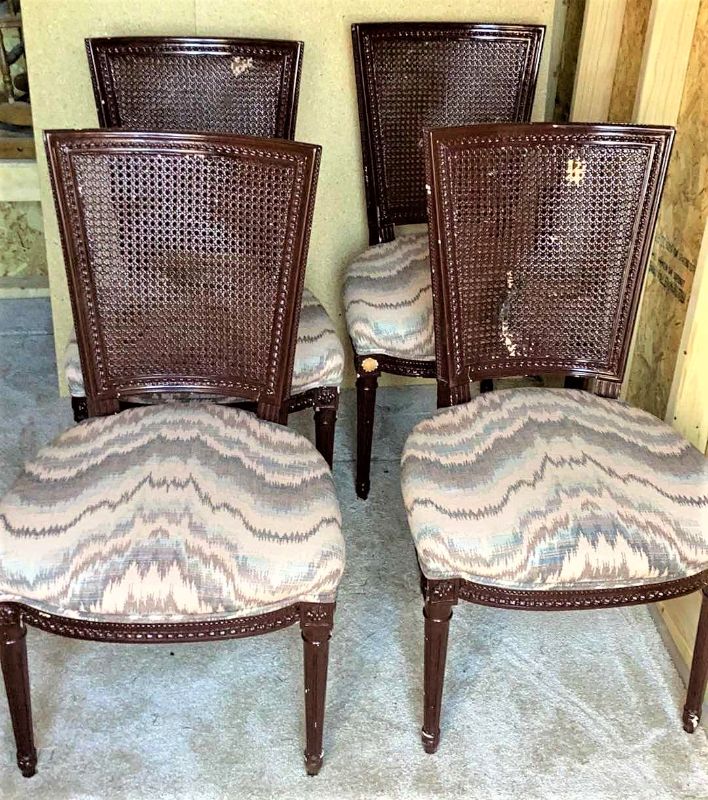 Photo 1 of SET OF 4 DINING ROOM CHAIRS
