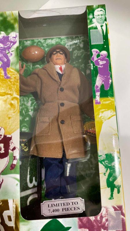 Photo 2 of VINCE LOMBARDI LIMITED EDITION COLLECTOR SERIES ACTION FIGURE