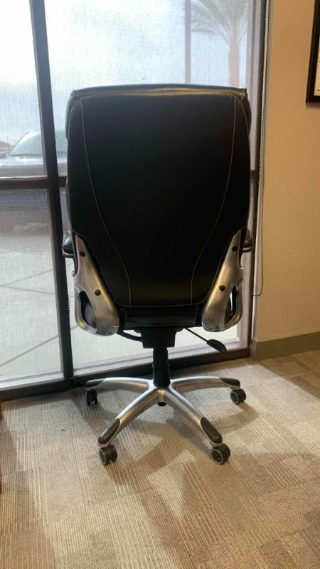 Photo 6 of TRUE INNOVATIONS BLACK BONDED LEATHER ADJUSTABLE ROTATING EXECUTIVE OFFICE CHAIR w WHEELS
