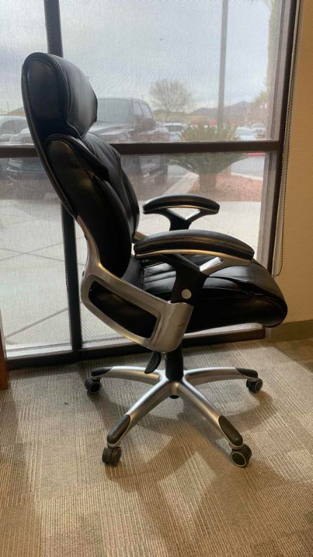 Photo 3 of TRUE INNOVATIONS BLACK BONDED LEATHER ADJUSTABLE ROTATING EXECUTIVE OFFICE CHAIR w WHEELS
