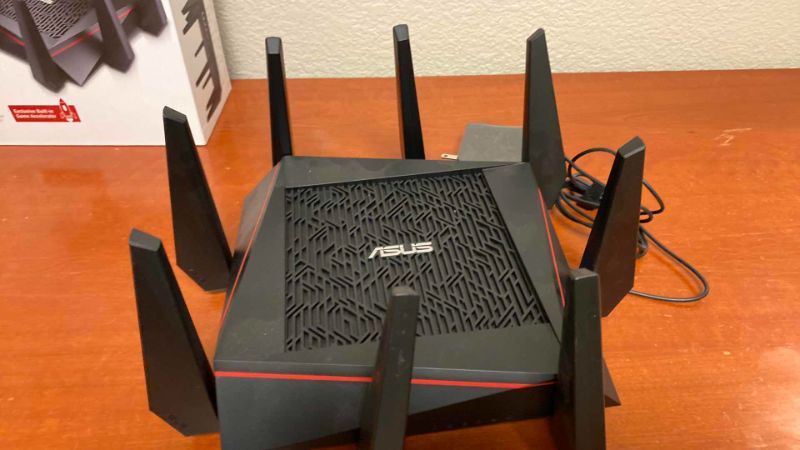 Photo 3 of ASUS AC5300 RT-AC5300 EXTREME TRI-BAND WiFi ROUTER