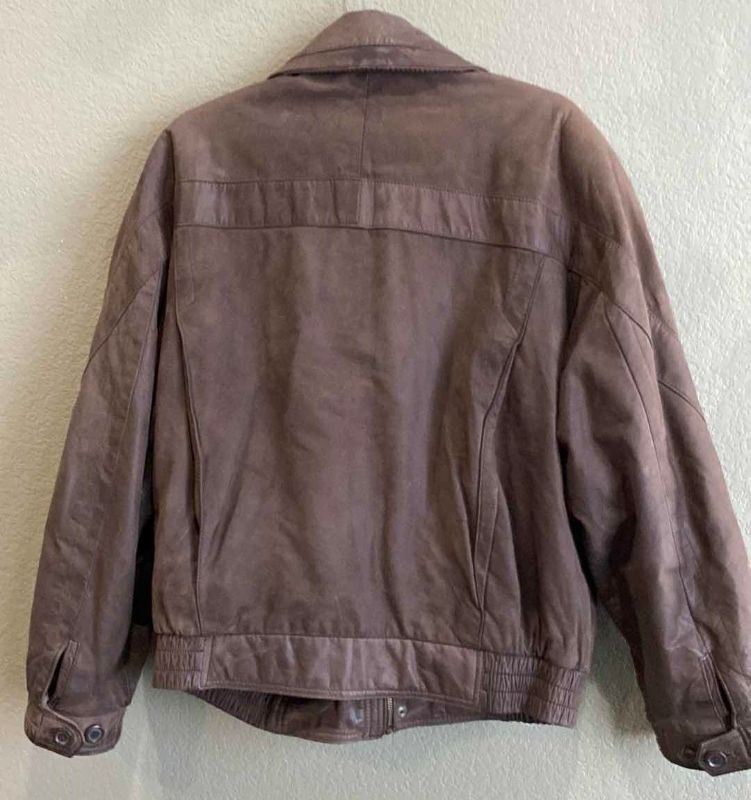 Photo 3 of MENS BROWN LEATHER BOMBER JACKET SIZE MEDIUM