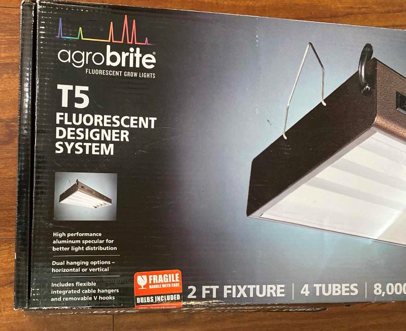Photo 3 of AGROBRITE T5 FLUORESCENT DESIGNER SYSTEM LIGHT FIXTURE