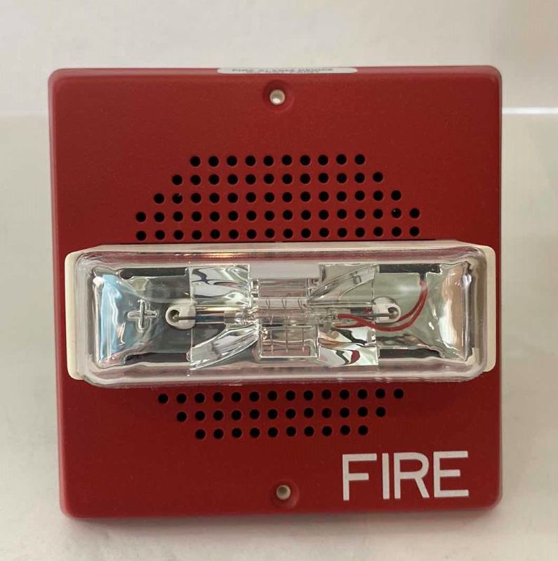 Photo 1 of NEW IN BOX EATON CH70-24MCW-FR WALL MOUNT WHEELOCK RED CHIME STROBE $159.99 SUG. RETAIL