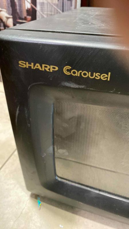 Photo 2 of SHARP CAROUSEL MICROWAVE