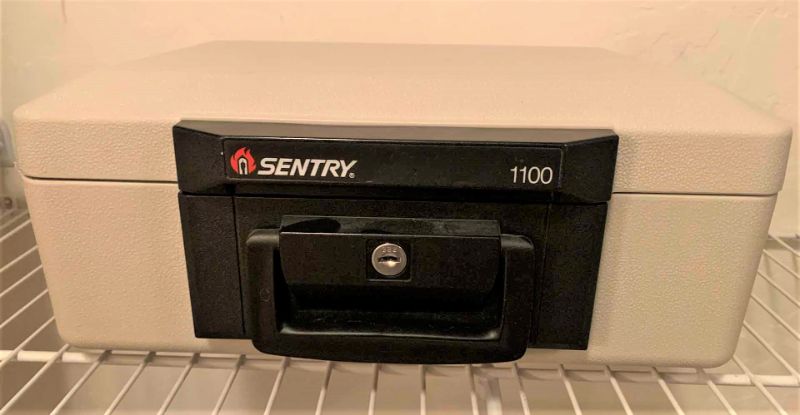 Photo 1 of SENTRY SAFE 1100, NO KEY, UNLOCKED