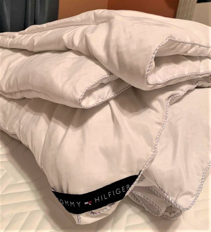 Photo 1 of TOMMY HILFIGER WHITE QUEEN/FULL COMFORTER