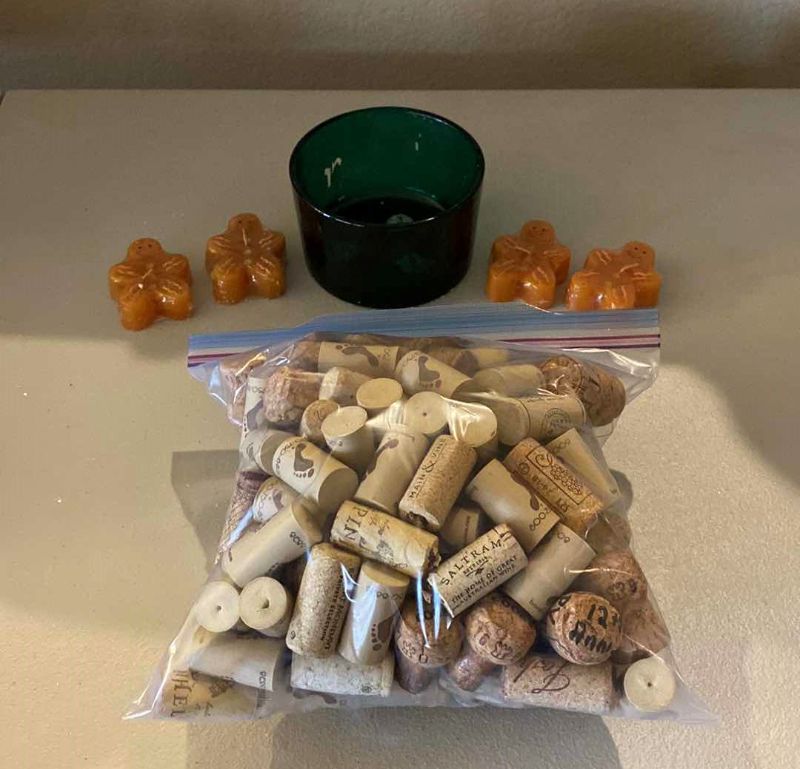 Photo 2 of 6 HOME DECOR, WINE CORKS, 4 CANDLES, 1 BOWL