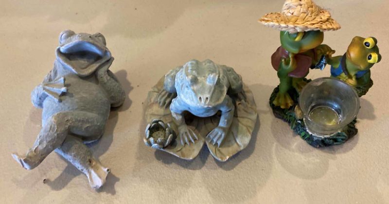 Photo 2 of 6 PIECE FROG COLLECTION