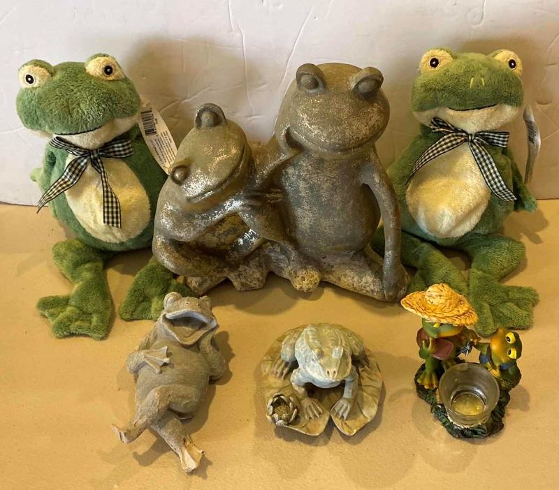 Photo 1 of 6 PIECE FROG COLLECTION
