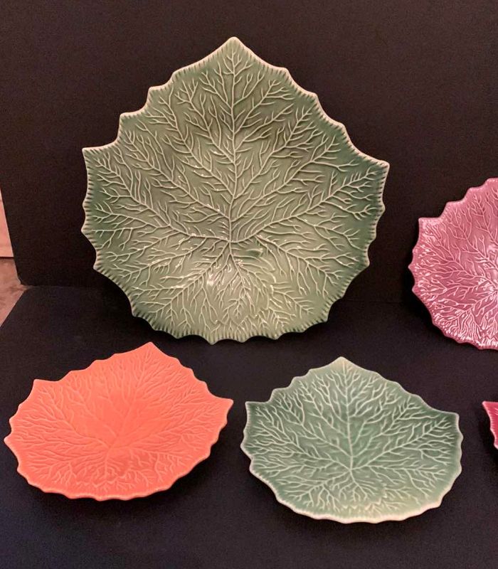 Photo 2 of 5 PORCELAIN LEAF SERVING DISHES