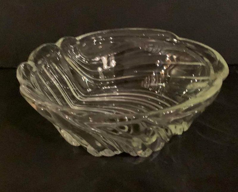 Photo 2 of 4 GLASS / CRYSTAL BOWLS