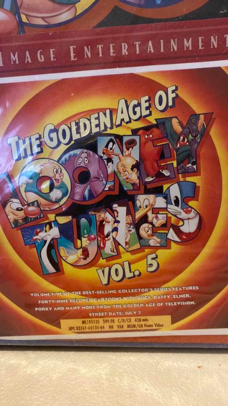 Photo 2 of NEW THE GOLDEN AGE OF LOONEY TUNES 5 LASER DISC SET
