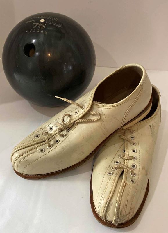 Photo 1 of BOWLING BALL AND SHOES EST SIZE 10
