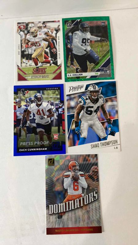 Photo 4 of 17 COLLECTIBLE FOOTBALL CARDS