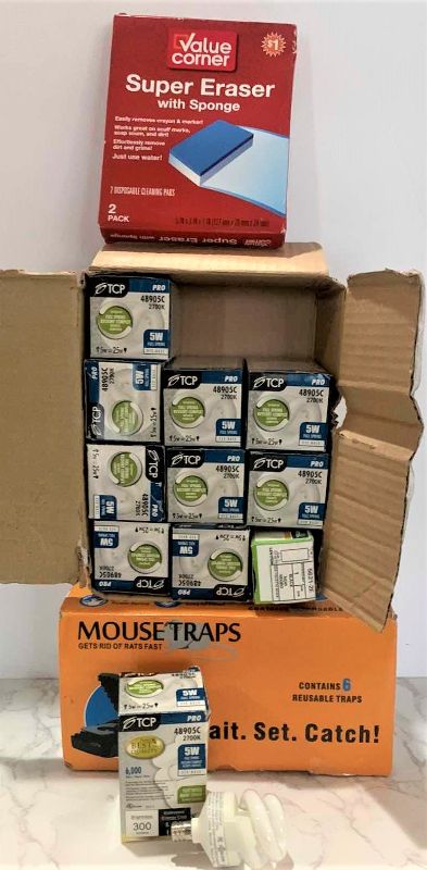 Photo 1 of 6 REUSABLE MOUSE TRAPS, 10 BOXES OF 5 W LIGHTS, SUPER ERASER