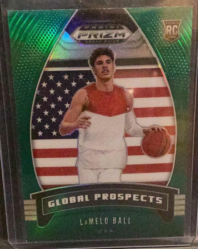 Photo 1 of 2020 LAMELO BALL ROOKIE PRIZM DRAFT PUCKS #98