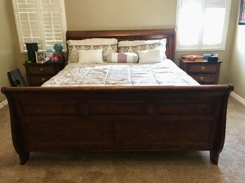 Photo 1 of SOLID WOOD SLEIGH BED 
80”x94”x51”