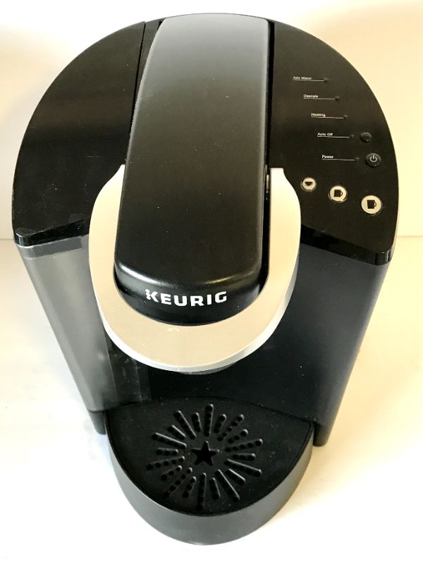 Photo 3 of KEURIG K40 ELITE BREWING SYSTEM- TESTED WORKING