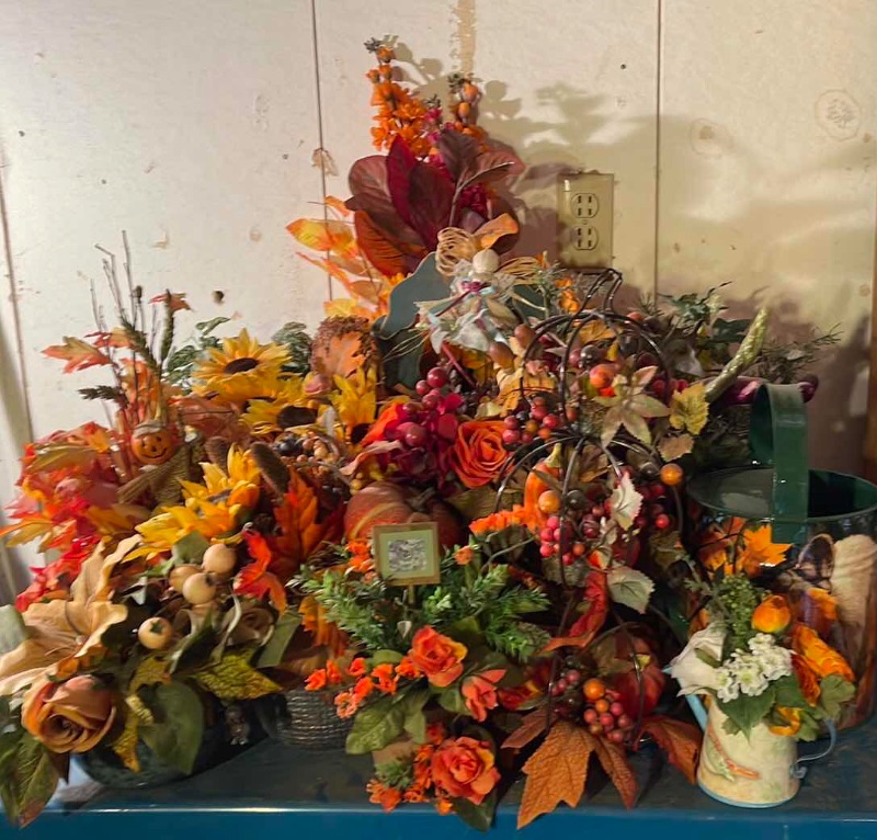 Photo 1 of FALL FLOWERS ARRANGEMENTS 