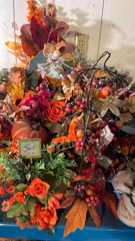 Photo 7 of FALL FLOWERS ARRANGEMENTS 