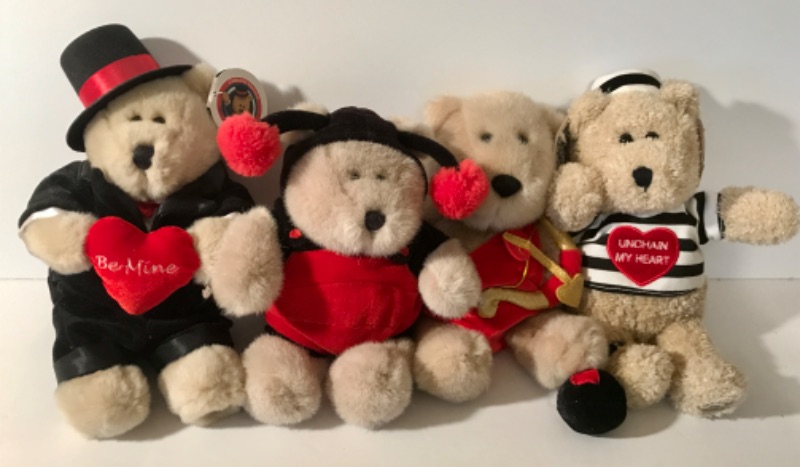 Photo 1 of STARBUCKS BEARISTA BEARS VALENTINES THEME NWT
2001,2 & 3