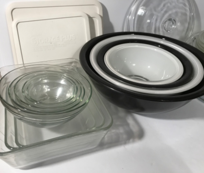 Photo 1 of VINTAGE PYREX & MORE