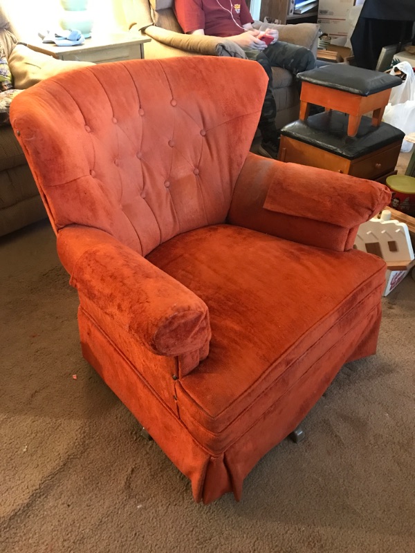 Photo 3 of VINTAGE ORANGE CRUSH
SWIVEL CLUB CHAIR
W-27// D-28 // H-28