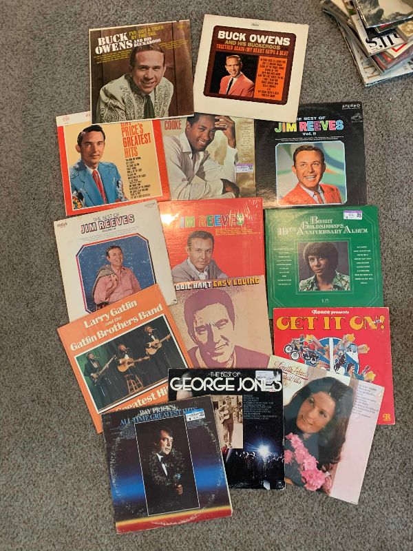 Photo 1 of VINTAGE COUNTRY MUSIC COLLECTION RECORDS