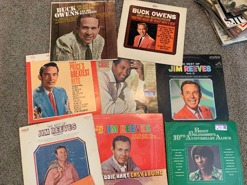 Photo 3 of VINTAGE COUNTRY MUSIC COLLECTION RECORDS