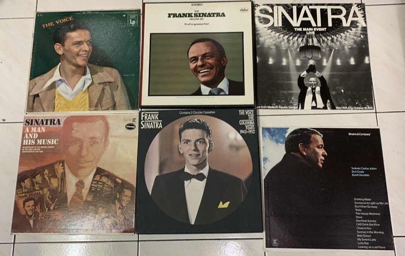 Photo 1 of FRANK SINATRA RECORDS AND CASSETTES 