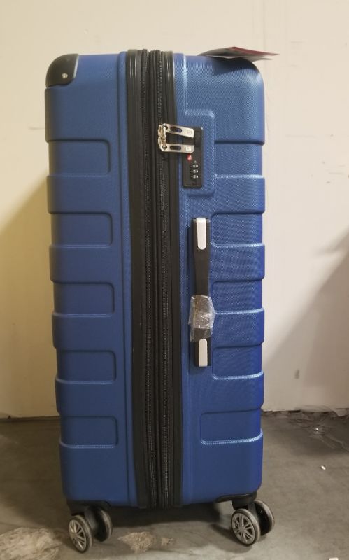 Photo 2 of 28 INCH DEJUNO SUITCASE EXTENDABLE SPACE ROLLS LEANING OR STRAIGHT UP DURABLE PLASTIC WITH COMBINATION LOCK NEW 